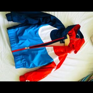 Kids Nike wind beaker, never worn, fun colors